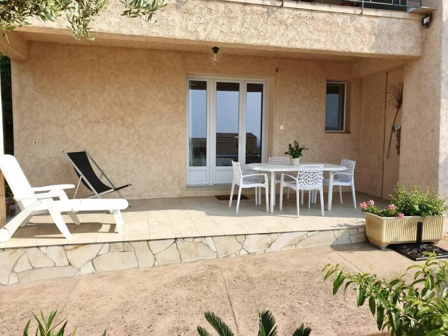 Appartement En Rez De Villa Vue Mer Monticello Dış mekan fotoğraf